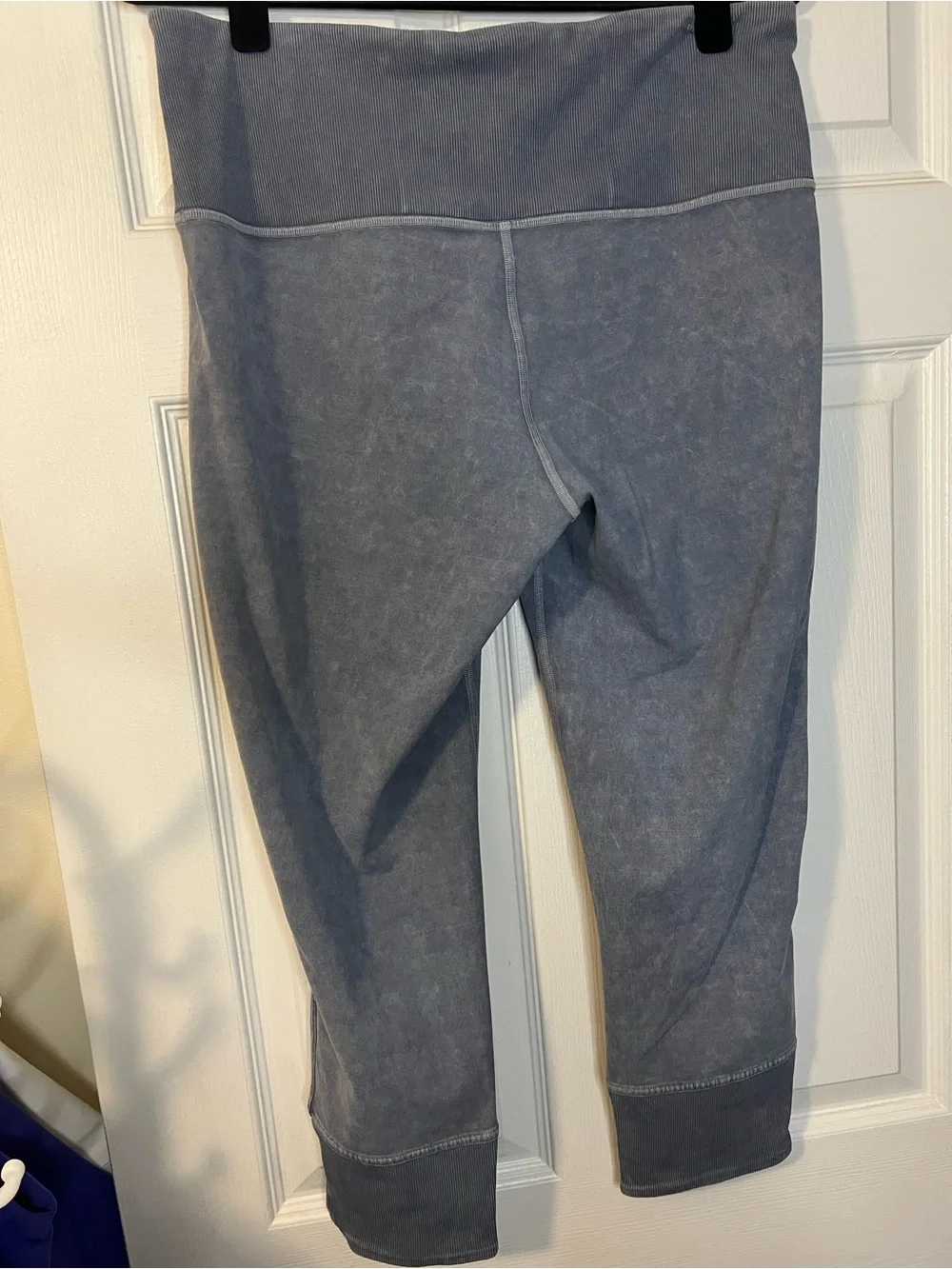 #388 Lululemon Wunder Under Crop 23” Ribbed Washed Moon Blue Size 12 EUC